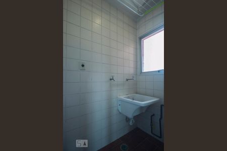 Área Serviço de apartamento para alugar com 2 quartos, 45m² em Vila Guarani (z Sul), São Paulo