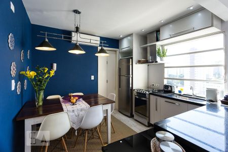 Apartamento para alugar com 70m², 2 quartos e 1 vaga Apartamento para alugar com 70m², 2 quartos e 1 vagaCozinha