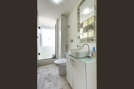 Apartamento para alugar com 70m², 2 quartos e 1 vaga Apartamento para alugar com 70m², 2 quartos e 1 vagaBanheiro