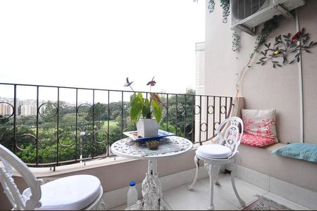 Apartamento à venda com 86m², 3 quartos e 2 vagasvaranda