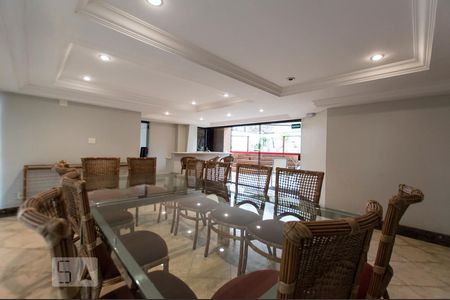 Apartamento à venda com 651m², 4 quartos e 4 vagasSalão de festas