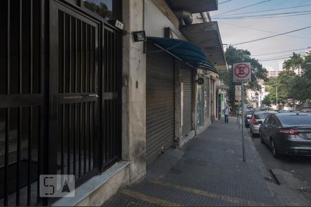 Apartamento à venda com 48m², 1 quarto e sem vagaFachada