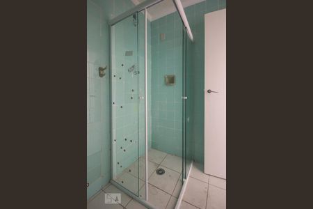 Banheiro de apartamento à venda com 1 quarto, 40m² em Liberdade, São Paulo