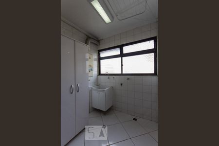Apartamento para alugar com 75m², 3 quartos e 2 vagas Apartamento para alugar com 75m², 3 quartos e 2 vagasÁrea de serviço