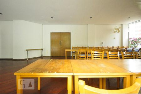 Apartamento para alugar com 75m², 3 quartos e 2 vagassalão de festa