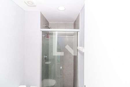 Banheiro de kitnet/studio à venda com 1 quarto, 25m² em Perdizes, São Paulo