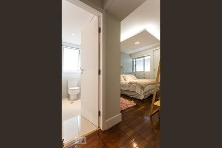 Suíte de apartamento para alugar com 3 quartos, 92m² em Itaim Bibi, São Paulo