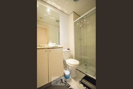 banheiro de apartamento à venda com 2 quartos, 48m² em Parque Reboucas, São Paulo