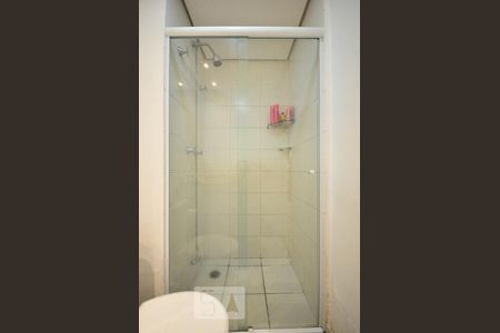 detalhe do banheiro de apartamento à venda com 2 quartos, 48m² em Parque Reboucas, São Paulo