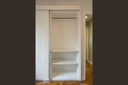 Apartamento para alugar com 80m², 2 quartos e 1 vaga Apartamento para alugar com 80m², 2 quartos e 1 vagaQuarto 2