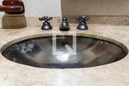 Apartamento à venda com 110m², 4 quartos e sem vagaBanheiro Social Detalhe