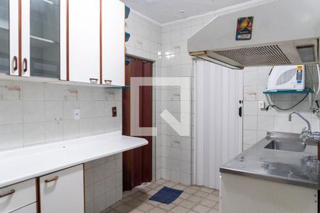 Apartamento à venda com 110m², 4 quartos e sem vagaCozinha