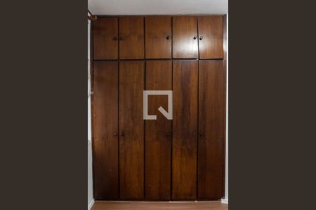 Apartamento à venda com 110m², 4 quartos e sem vagaQuarto 2 - Armários