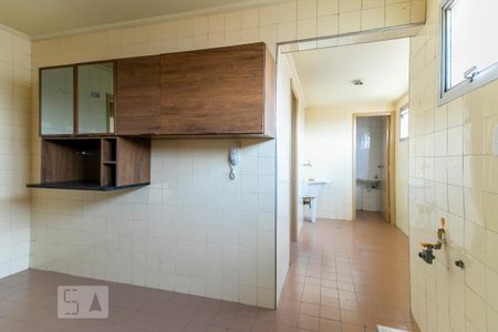 Cozinha de apartamento para alugar com 2 quartos, 80m² em Vila Alexandria, São Paulo