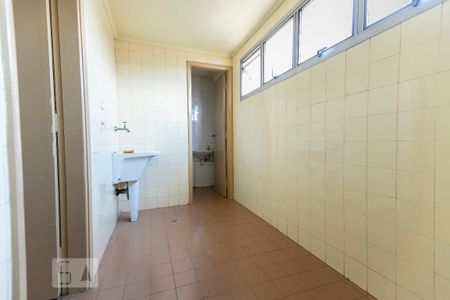 Área de Serviço de apartamento para alugar com 2 quartos, 80m² em Vila Alexandria, São Paulo