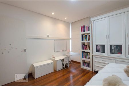 Apartamento à venda com 200m², 3 quartos e 1 vagaQuarto 2