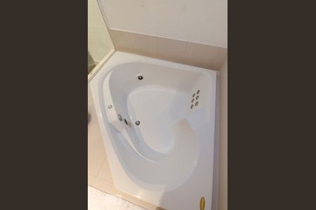 Apartamento à venda com 200m², 3 quartos e 1 vagaBanheiro Suíte