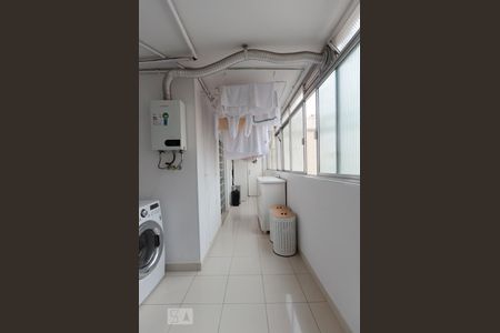 Apartamento à venda com 200m², 3 quartos e 1 vagaLavanderia