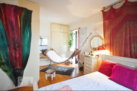 Apartamento para alugar com 53m², 1 quarto e 1 vagasuíte 