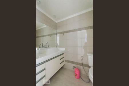 Banheiro  de apartamento para alugar com 1 quarto, 112m² em Pinheiros, São Paulo