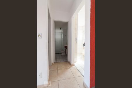 Corredor de apartamento para alugar com 1 quarto, 45m² em Centro, Campinas