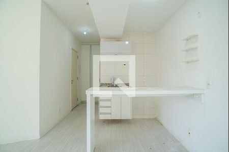 Cozinha de kitnet/studio para alugar com 1 quarto, 26m² em Bela Vista, São Paulo