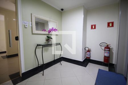 Apartamento para alugar com 50m², 2 quartos e 1 vagaHall social