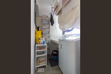 Apartamento à venda com 90m², 1 quarto e sem vaga Apartamento à venda com 90m², 1 quarto e sem vagaLavanderia