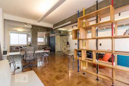 Apartamento à venda com 90m², 1 quarto e sem vaga Apartamento à venda com 90m², 1 quarto e sem vagaSala