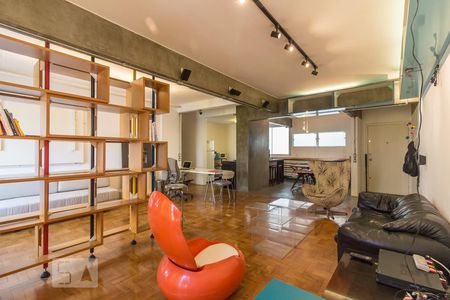 Apartamento à venda com 90m², 1 quarto e sem vaga Apartamento à venda com 90m², 1 quarto e sem vagaSala