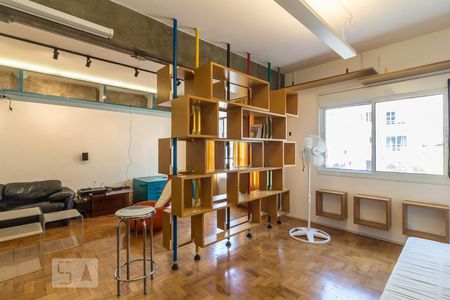 Apartamento à venda com 90m², 1 quarto e sem vaga Apartamento à venda com 90m², 1 quarto e sem vagaSala