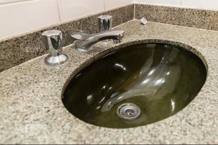 Apartamento para alugar com 145m², 3 quartos e 3 vagasBanheiro da suíte