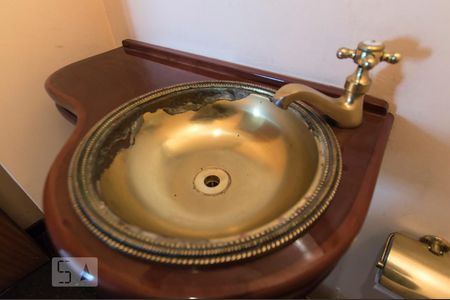 Lavabo de apartamento à venda com 3 quartos, 145m² em Paraisópolis, São Paulo