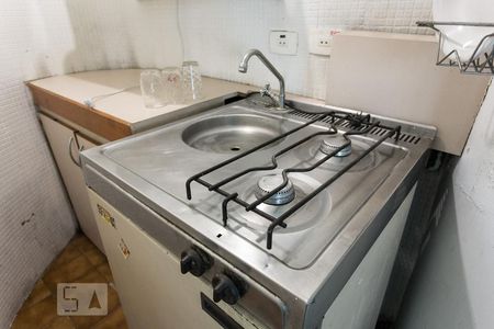 Cozinha de kitnet/studio para alugar com 1 quarto, 45m² em Liberdade, São Paulo