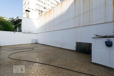 Casa à venda com 260m², 3 quartos e 2 vagasEdícula - Varanda