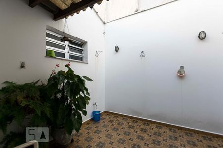 Casa à venda com 260m², 3 quartos e 2 vagasJardim interno