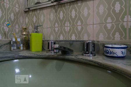 Casa à venda com 260m², 3 quartos e 2 vagasQuarto 3 - Suíte/ Banheiro (Torneira)