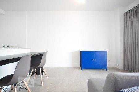 sala de kitnet/studio para alugar com 1 quarto, 41m² em Brooklin Paulista, São Paulo
