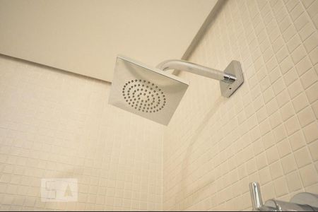 detalhe do banheiro suíte  de kitnet/studio para alugar com 1 quarto, 41m² em Brooklin Paulista, São Paulo