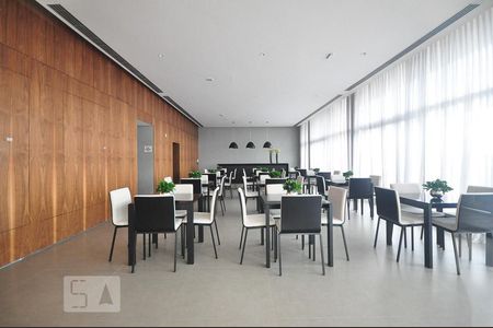 Studio para alugar com 41m², 1 quarto e 1 vagasalão de festa