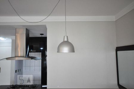 Apartamento à venda com 85m², 2 quartos e 2 vagasdetalhe da sala