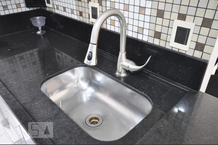 Apartamento à venda com 85m², 2 quartos e 2 vagasdetalhe da cozinha