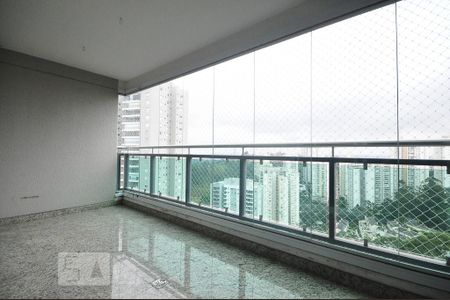 Apartamento à venda com 85m², 2 quartos e 2 vagasvaranda