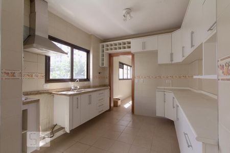 Apartamento à venda com 135m², 3 quartos e 3 vagas Apartamento à venda com 135m², 3 quartos e 3 vagasCozinha