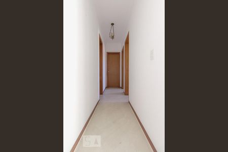 Apartamento à venda com 135m², 3 quartos e 3 vagas Apartamento à venda com 135m², 3 quartos e 3 vagasCorredor