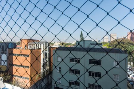 Vista de apartamento à venda com 4 quartos, 170m² em Pinheiros, São Paulo