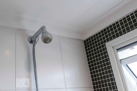Apartamento para alugar com 130m², 3 quartos e 3 vagasBanheiro social (Chuveiro)