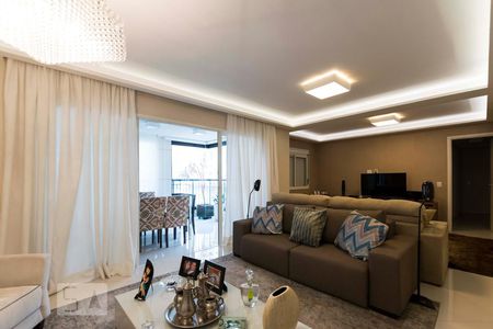 Sala de apartamento para alugar com 3 quartos, 130m² em Chácara Inglesa, São Paulo