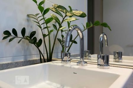 Apartamento para alugar com 130m², 3 quartos e 3 vagasBanheiro social (Torneira)