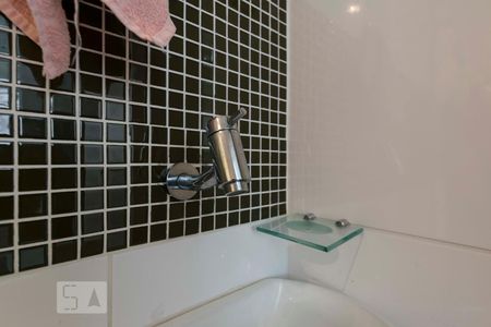 Apartamento para alugar com 130m², 3 quartos e 3 vagasBanheiro de serviço (Torneira)